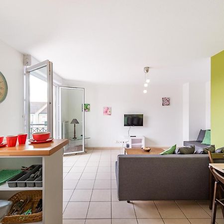 Amazing Cocoon Apartment Bussy-Saint-Georges Bagian luar foto